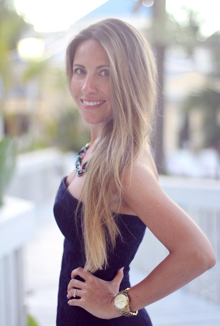 MES VOYAGES À PARIS X REVOLVE. LOOK 2 Summer dress blogger Mónica Sors in Bahamas (3)