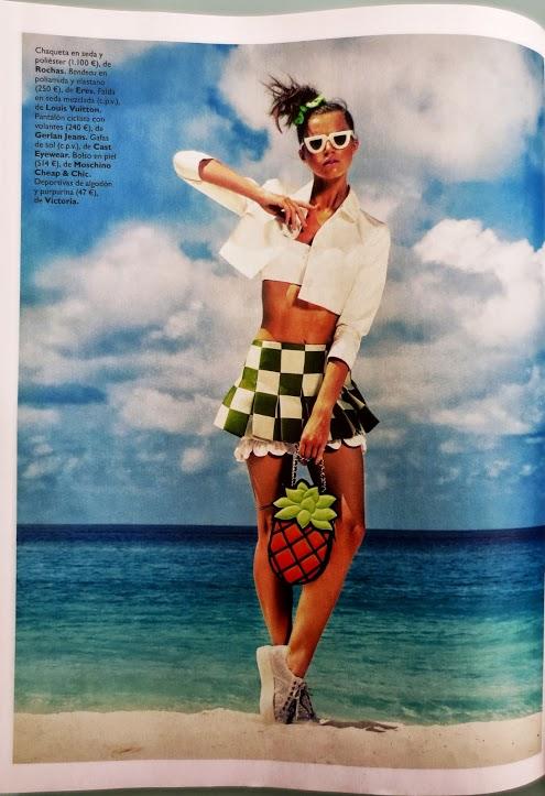 Foto con el modelo de zapatillas Victoria ¿Por qué no debemos dejarnos influenciar por los medios de comunicación?