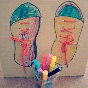 Cómo enseñar a tus hijos a atarse los cordones de los zapatos, jugando Cómo enseñar a tus hijos a atarse los cordones de los zapatos, jugando