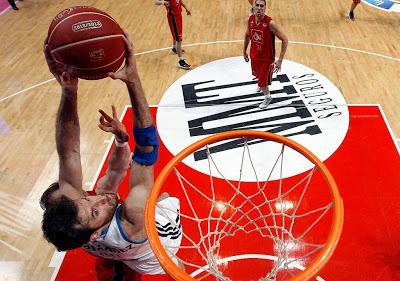 Con la pauta de Rudy y Mirotic Con la pauta de Rudy y Mirotic