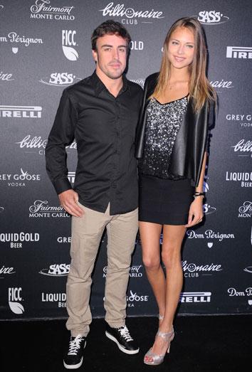 El look de Fernando Alonso y Dasha Kapustina en la fiesta de Flavio Briatore en Monte Carlo