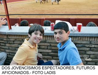 PRIMERA DE FERIA DE CÓRDOBA: MORENO MARCA LA DIFERENCIA PRIMERA DE FERIA DE CÓRDOBA: MORENO MARCA LA DIFERENCIA