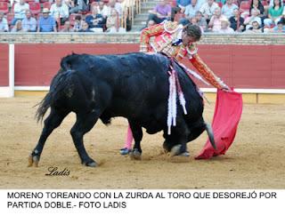 PRIMERA DE FERIA DE CÓRDOBA: MORENO MARCA LA DIFERENCIA PRIMERA DE FERIA DE CÓRDOBA: MORENO MARCA LA DIFERENCIA