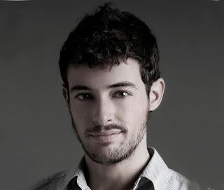 ENTREVISTA: CARLOS SALINAS (CANTANTE) ENTREVISTA: CARLOS SALINAS (CANTANTE)