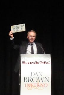 ¡He conocido a Dan Brown! ¡He conocido a Dan Brown!