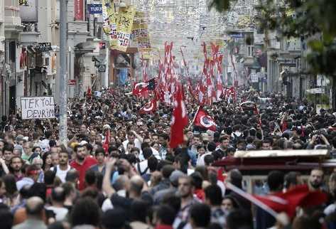 Turquía: nuevo capítulo de la III Guerra Mundial, la que enfrenta a ciudadanos con sus gobiernos