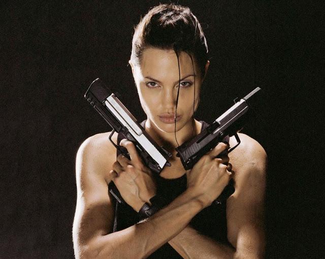 Hoy cumple años : Angelina Jolie.