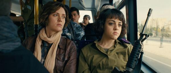 Inch'Allah (2013) Una película de Anaïs Barbeau-Lavalette Inch'Allah (2013) Una película de Anaïs Barbeau-Lavalette