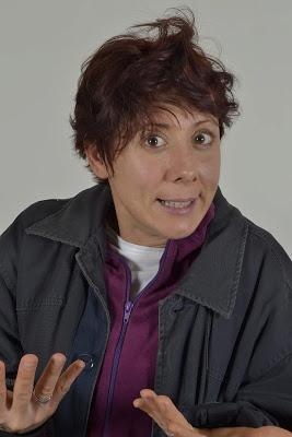 Mujer en Crisis, ejercicio de aproximación a una realidad Mujer en Crisis, ejercicio de aproximación a una realidad