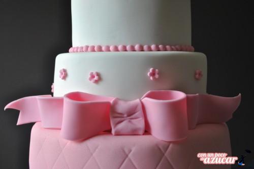 tarta comunion sara4 Tarta y piruletas para la comunión de Sara