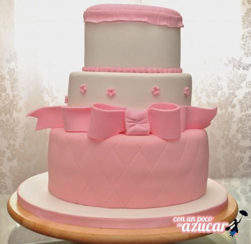 tarta comunion sara Tarta y piruletas para la comunión de Sara