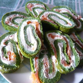 Rolling de espinacas, salmón y queso crema Rolling de espinacas, salmón y queso crema