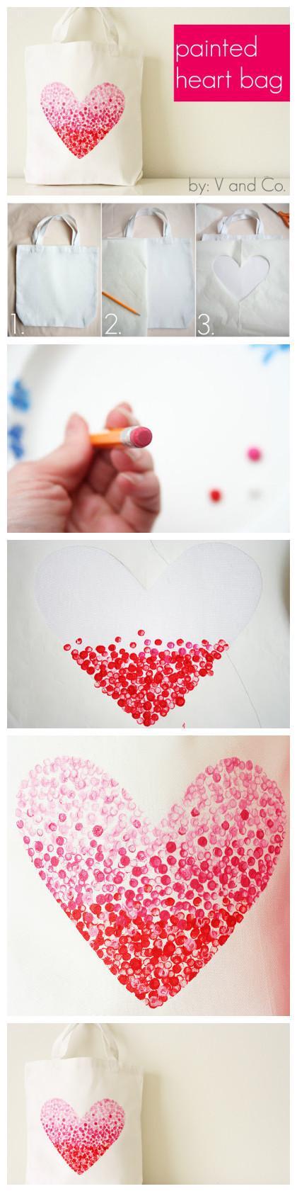 DIY. Decorate un bolso con mucho amor.