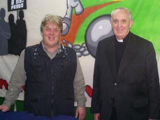 El Papa y su candidato a legislador El Papa y su candidato a legislador