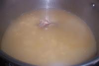 ALUBIAS CON FIDEOS Y HIERBABUENA ALUBIAS CON FIDEOS Y HIERBABUENA