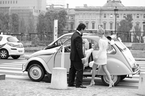Nos vamos de boda de corto Nos vamos de boda de corto