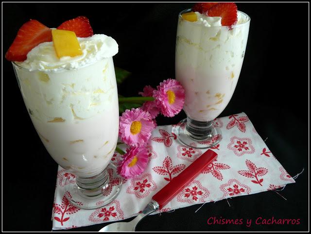 Postre Rápido de Frutas y Yogur Postre Rápido de Frutas y Yogur