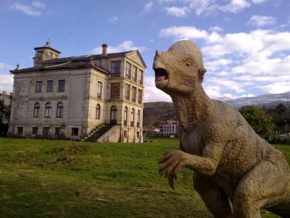 dinosaurios llanes Planes con niños en Asturias del 7 de Junio al 14 de Junio
