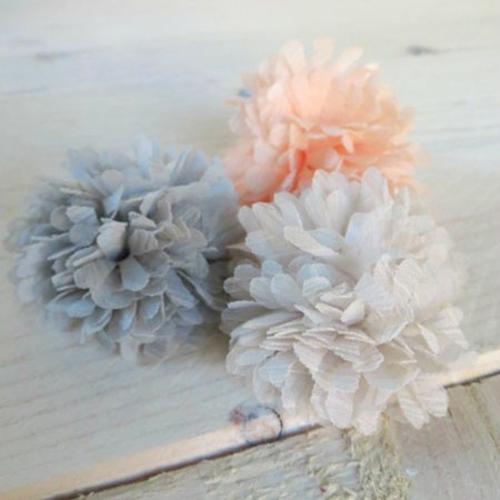 IDEAS… POMPONES TELA