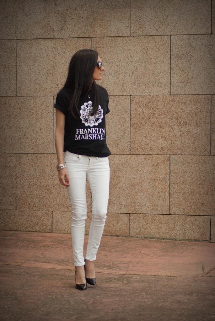 FM FM