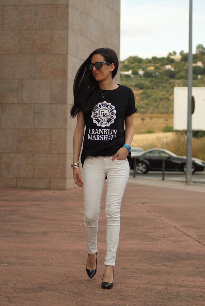 FM FM