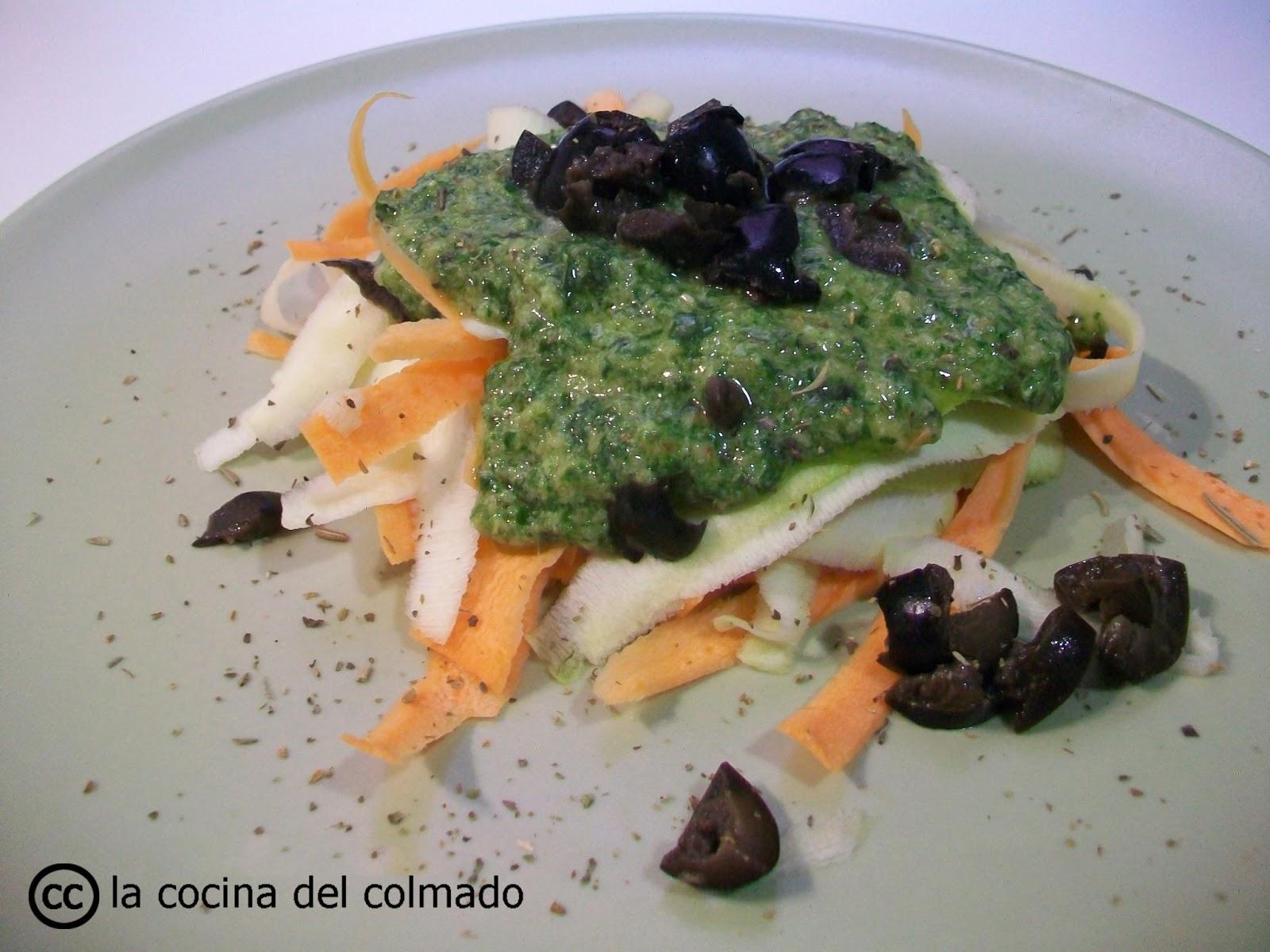 Ensalada de calabacín y zanahoria con pesto Ensalada de calabacín y zanahoria con pesto