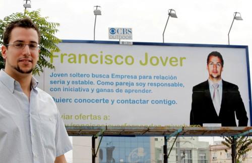 ¡Vaya, el CV en una valla! Francisco-jover-cv-original-guerrilla-valla-publicitaria