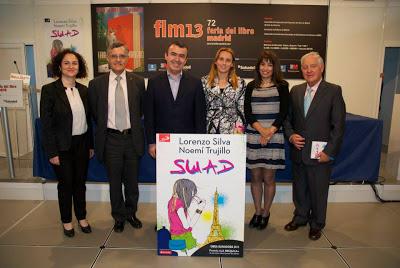 Lorenzo Silva y Noemí Trujillo reciben el V Premio La Brújula de narrativa infantil-juvenil de valores Lorenzo Silva y Noemí Trujillo reciben el V Premio La Brújula de narrativa infantil-juvenil de valores