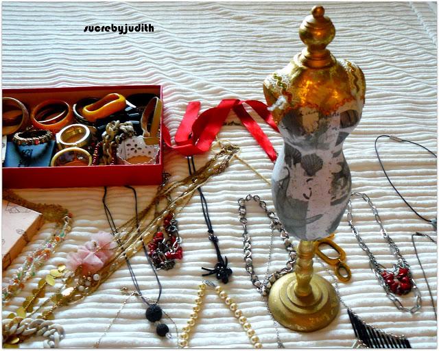 ORGANIZING TODAY NECKLACES ORGANIZING TODAY NECKLACES