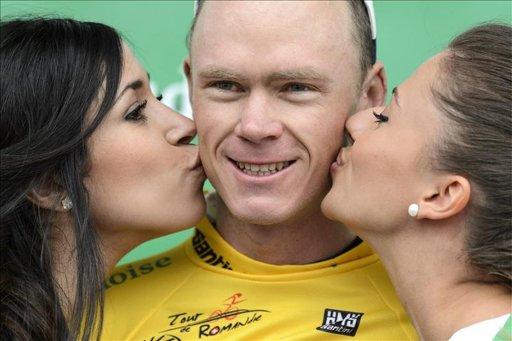 Froome impone la ley del más fuerte ante Contador y es nuevo líder