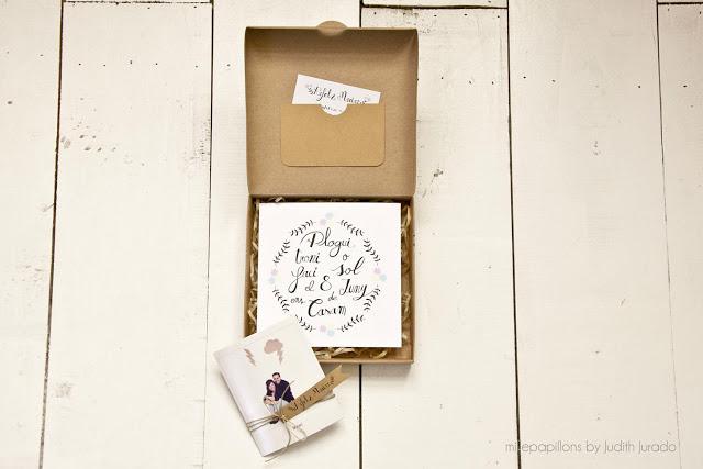 INVITACIONES DE BODA BY MILLEPAPILLONS: Invitación con caja y polaroids INVITACIONES DE BODA BY MILLEPAPILLONS: Invitación con caja y polaroids