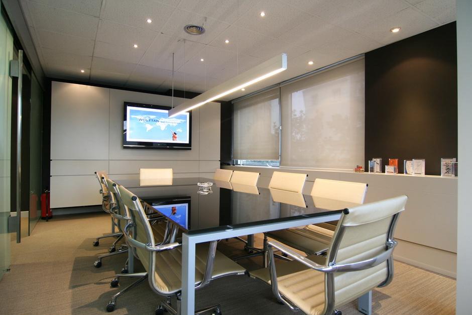 Como Iluminar: LA OFICINA Como Iluminar: LA OFICINA