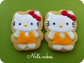 COOKIES HELLO KITTY -- DIFERENCIA entre la glasa real DE MERENGUE EN POLVO y la de CLARAS DE HUEVO COOKIES HELLO KITTY -- DIFERENCIA entre la glasa real DE MERENGUE EN POLVO y la de CLARAS DE HUEVO