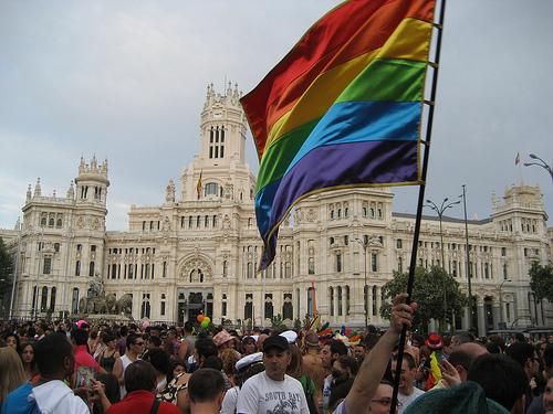 Telemadrid se niega a retransmitir la manifestación del Orgullo LGTB