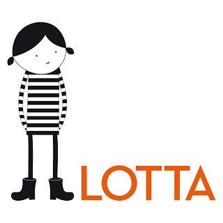 Cenando en el escaparate de Lotta. Lotta