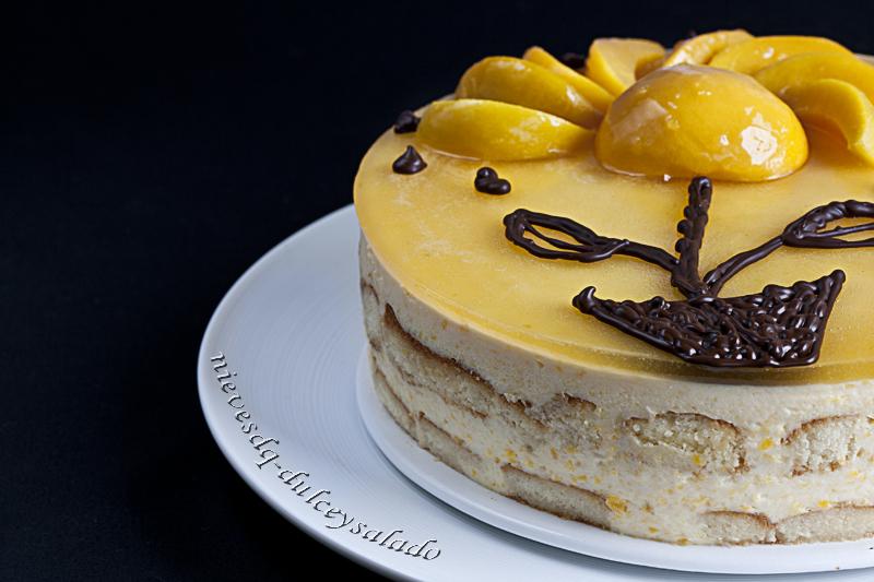 TARTA DE MELOCOTON Y SOBAOS TARTA DE MELOCOTON Y SOBAOS