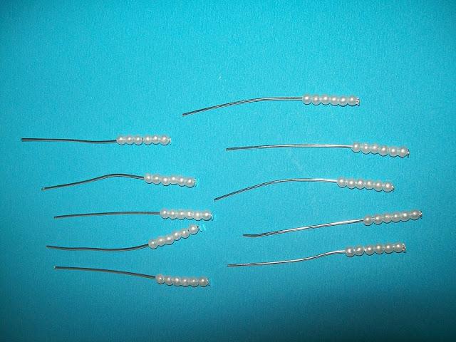 D.I.Y. Pulsera con zapatitos de muñeca D.I.Y. Pulsera con zapatitos de muñeca