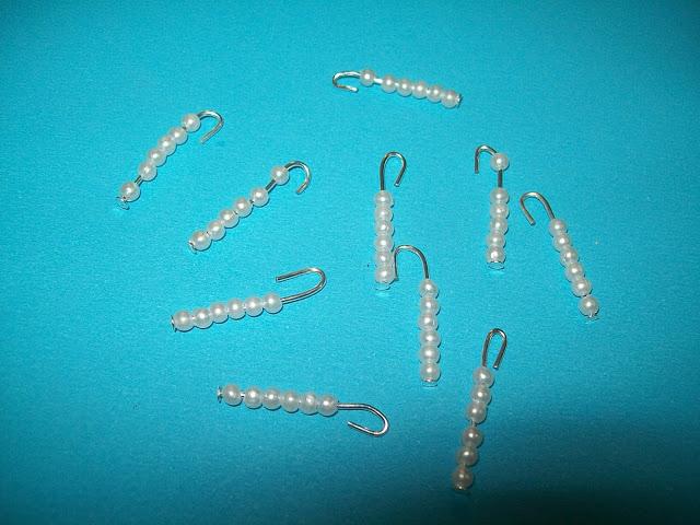 D.I.Y. Pulsera con zapatitos de muñeca D.I.Y. Pulsera con zapatitos de muñeca