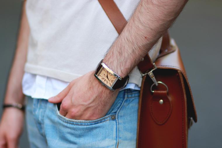 Look for a busy day 02