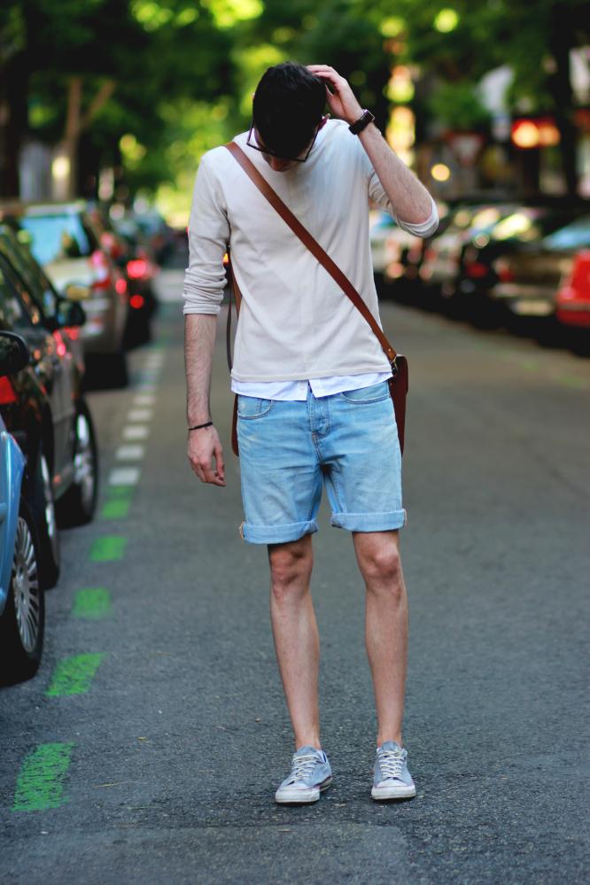 Look for a busy day 05