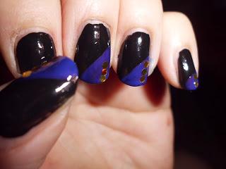 Manicura a la moda de Maxina Manicura a la moda de Maxina