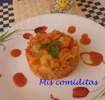 MOLDES DE CUSCÚS CON GAMBAS PICANTES Y MORRONES MOLDES DE CUSCÚS CON GAMBAS PICANTES Y MORRONES