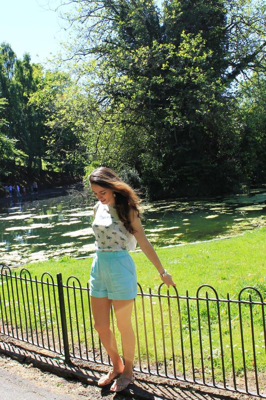 outfit mint shorts irish fashion blogger