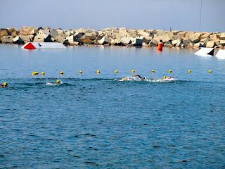3ª Neda el món - 3ª Nedem Plegats . 3ª Neda el món - 3ª Nedem Plegats .