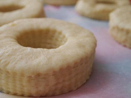 CRONUTS (ni croissant, ni donut) CRONUTS (ni croissant, ni donut)