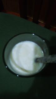 Recetas marroquíes con leche fresca de vaca 1: ¨Acheir o Raibi¨ Yogur natural.