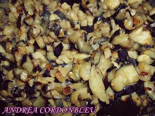 FIDEOS CHINOS CON SALSA DE BERENJENA Y MIEL FIDEOS CHINOS CON SALSA DE BERENJENA Y MIEL