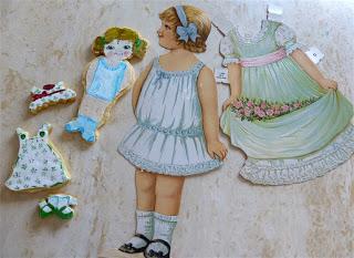 Mariquita de Galleta y.. sus vestiditos. Mariquita de Galleta y.. sus vestiditos.