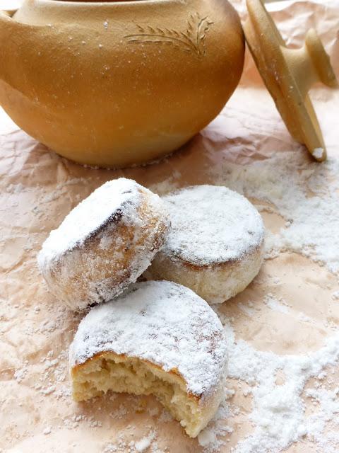 Bollos Nevados de Vino Blanco (Nevaditos) Bollos Nevados de Vino Blanco (Nevaditos)