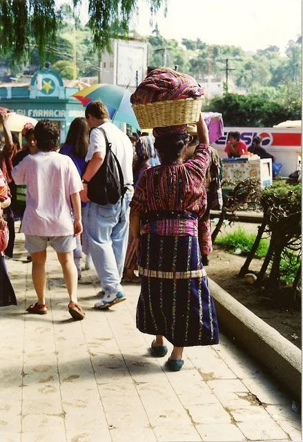 Mercados del mundo: Sololá, Negombo y zoco de Fez